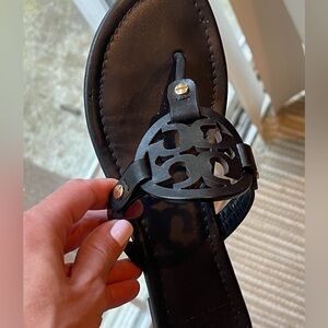 Tory Burch sandal - black size 8